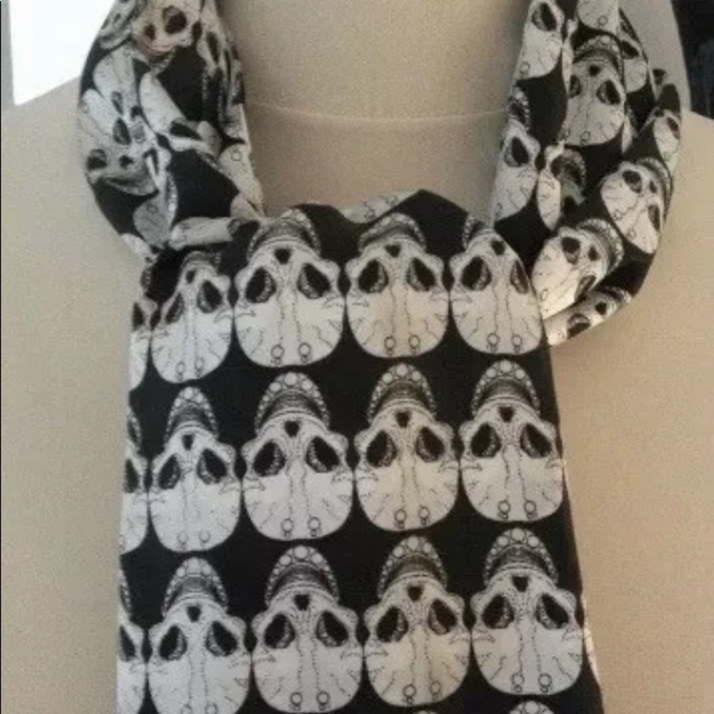 Thomas Wylde Skull Scarf